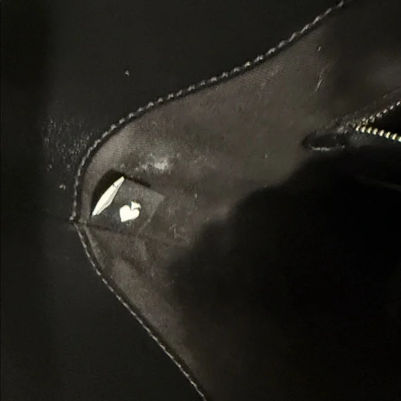 Classic Black Leather Kate Spade Bucket Bag - Sleek Everyday Bag - Picture 9 of 14